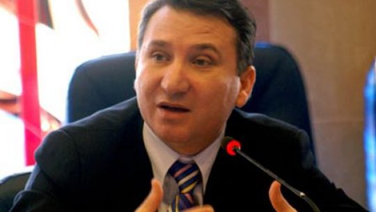 Primarul Bacăului, reţinut de DNA pentru mită