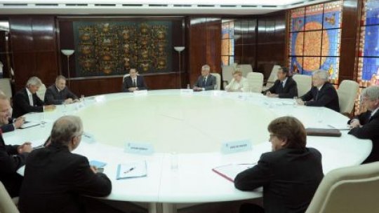 Miza discuţiilor cu misiunea FMI: reducerea CAS cu 5 la sută