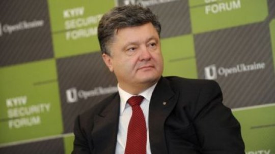 Petro Poroşenko, investit preşedintele Ucrainei. Preşedintele Băsescu, prezent la eveniment