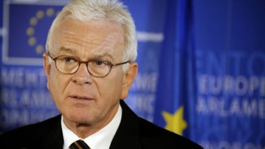 Hans-Gert Pottering, decorat de preşedintele Băsescu