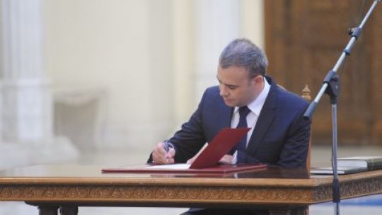 Noul ministru al Bugetului, Darius Vâlcov,  a depus jurământul