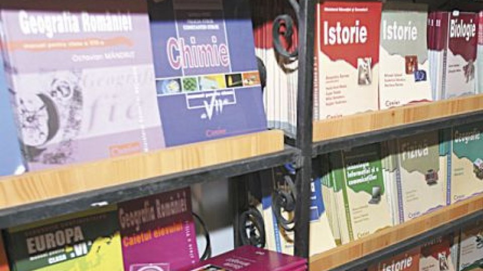 EXCLUSIV RRA. Cărți românești pentru comunităţile din afara graniţelor