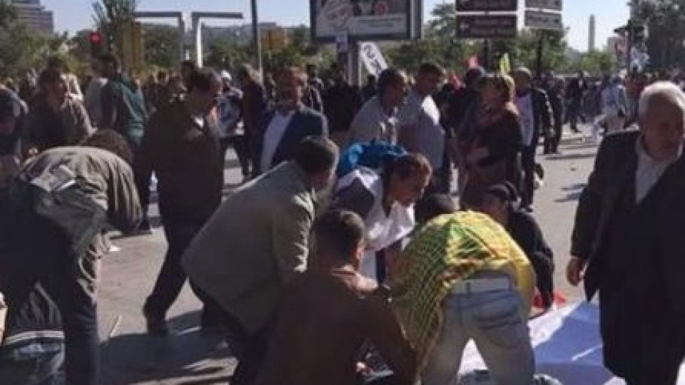Bilanțul atentatului de la Ankara: cel puțin 95 de morți și 250 de răniți
