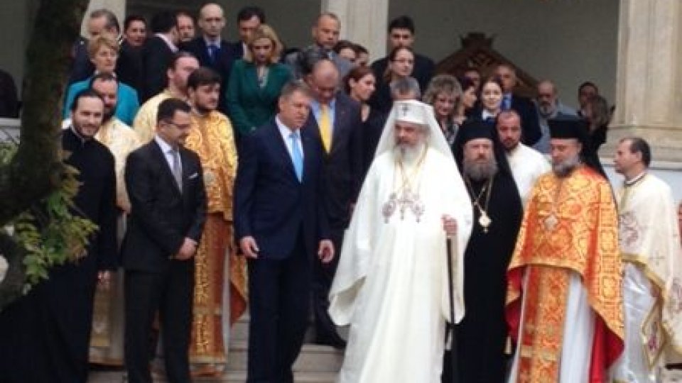 Preşedintele Iohannis, prezent la sfinţirea catapetesmei Bisericii Palatului Cotroceni