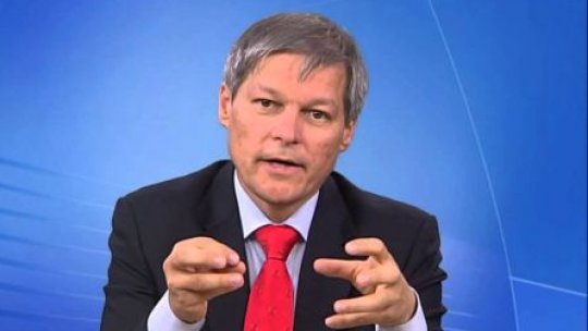 Dacian Cioloș își prezintă echipa guvernamentală