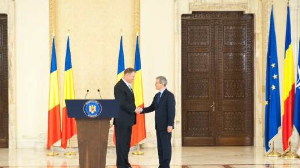 Cabinetul Cioloş a depus jurământul de învestitură