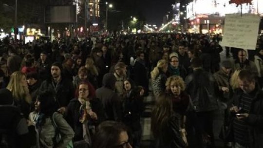Miting de protest cu mii de oameni în București