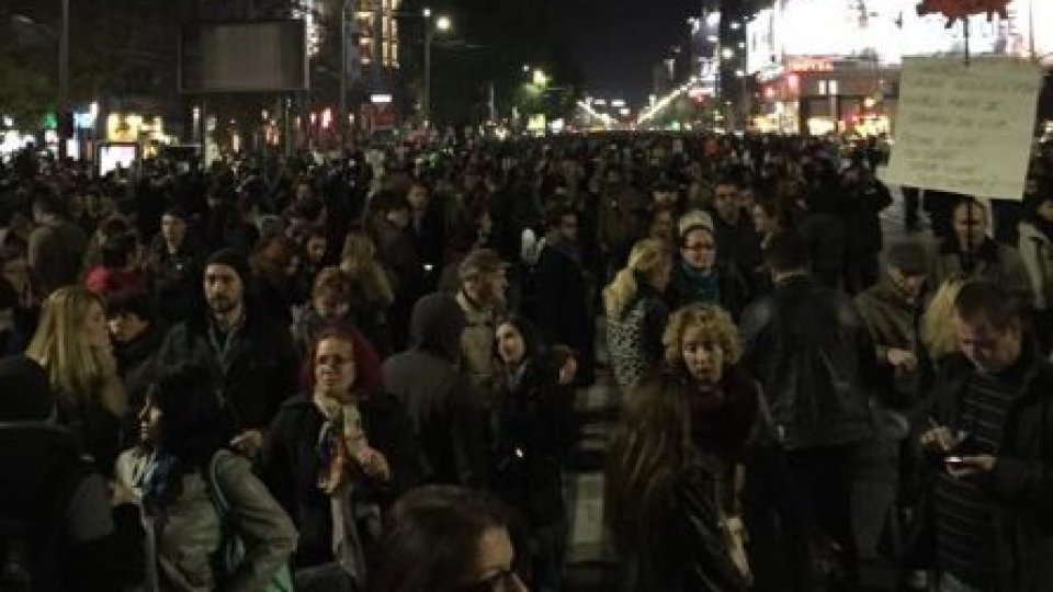 Miting de protest cu mii de oameni în București