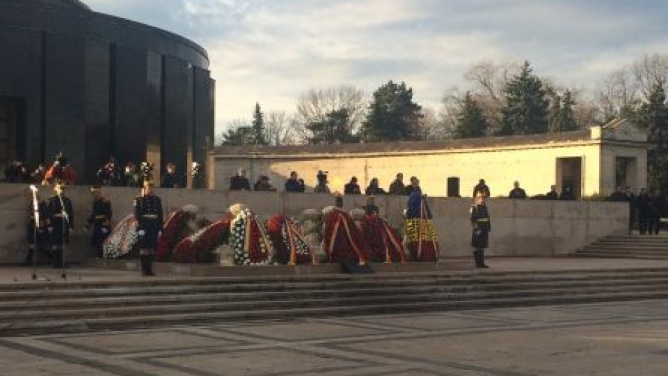 Omagiu şi depuneri de coroane la  Mormântul Ostaşului Necunoscut 