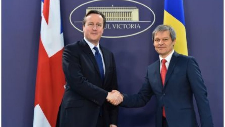 Întâlnire premierii David Cameron şi Dacian Cioloş, la Palatul Victoria