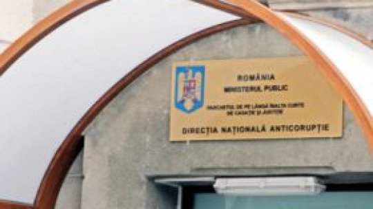 Apropiații Elenei Udrea, audiați la DNA