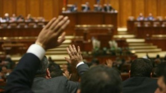 Senatorii au votat Ordonanţa de Urgenţă privind modificarea Legii recunoştinţei 