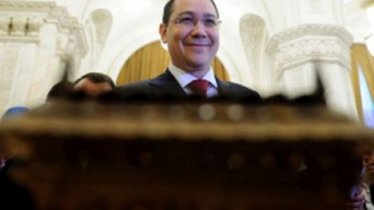 Victor Ponta: M-am hotărât să mai stau încă cinci in echipa asta