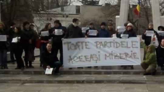 Protest împotriva parlamentarilor la Galați