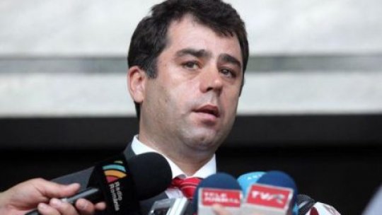 Horațius Dumbravă cere verificarea declarațiilor lui Kelemen Hunor