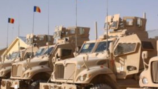 Ministrul Apărării şi reprezentatul SUA la Bucureşti, prezenţi la "Marşul Cavaleriei"