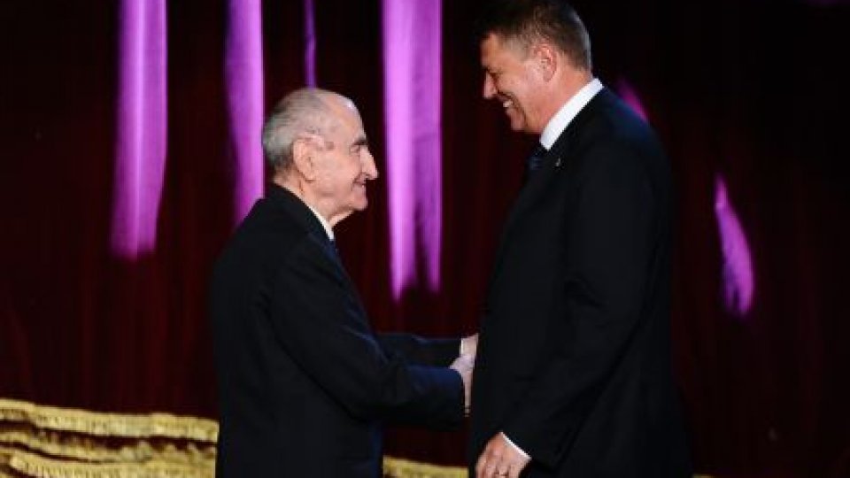 Iohannis la aniversarea PNL: Vă cer să duceţi mai departe valorile liberale
