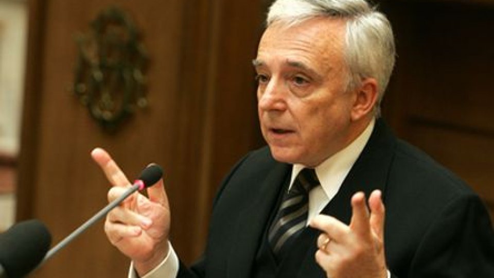 Mugur Isărescu: Economia, creştere "robustă şi sustenabilă"