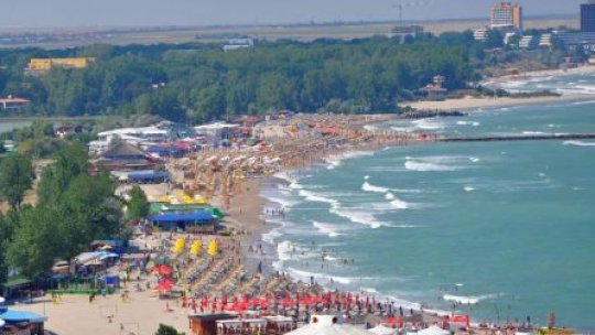Bugetarii vor primi vouchere de vacanţă