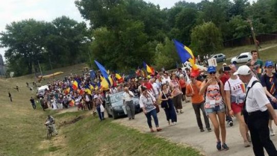 Marş pentru unire al tinerilor basarabeni pe traseul Chişinău - Bucureşti