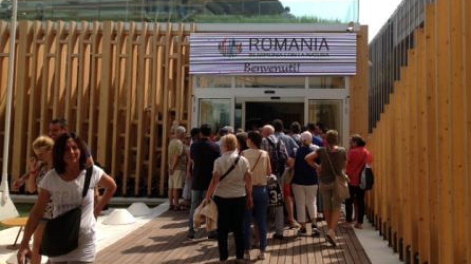 Sute de persoane au vizitat Pavilionul României la Expo Milano