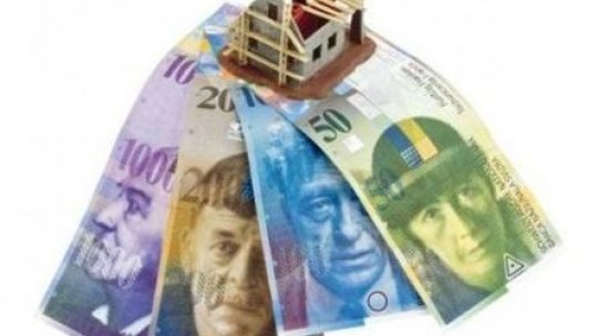 Se discută proiectul de lege privind creditele în franci elveţieni
