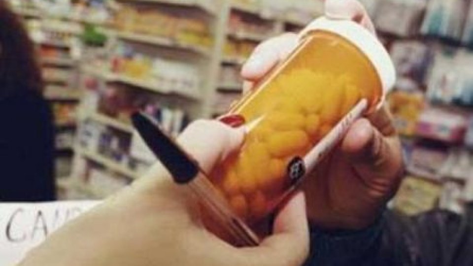 Preţurile medicamentelor, în discuţia Ministerului Sănătăţii