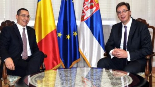 Premierii român și sârb au discutat despre afluxul de refugiați în Europa
