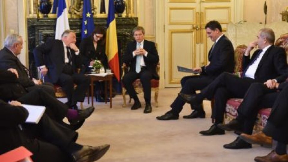 Premierul Cioloş, întâlnire cu reprezentanţi ai mediului de afaceri francez