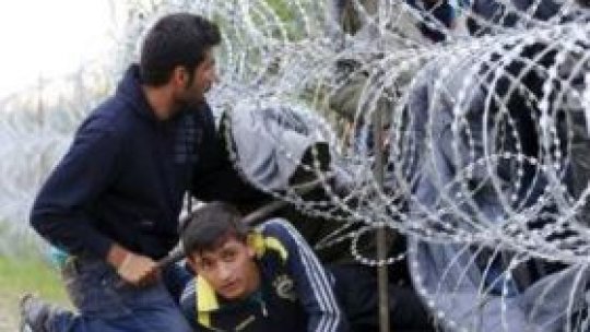 Poliţişti ungari ajută Macedonia la controlul fluxului de imigranţi 
