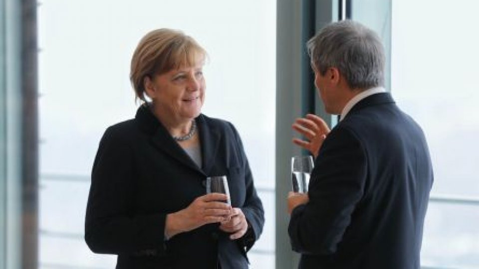 Dezvoltarea relaţiilor economice,  pe agenda discuţiilor Cioloş-Merkel