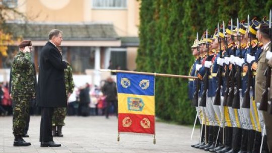 Preşedintele Iohannis, prezent la Carei de "Ziua Armatei"