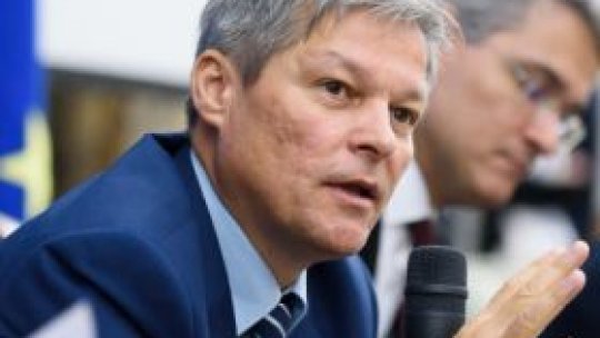 Dacian Cioloş, prezent la vernisajul expoziţiei "Personalităţi ale Marelui Război"