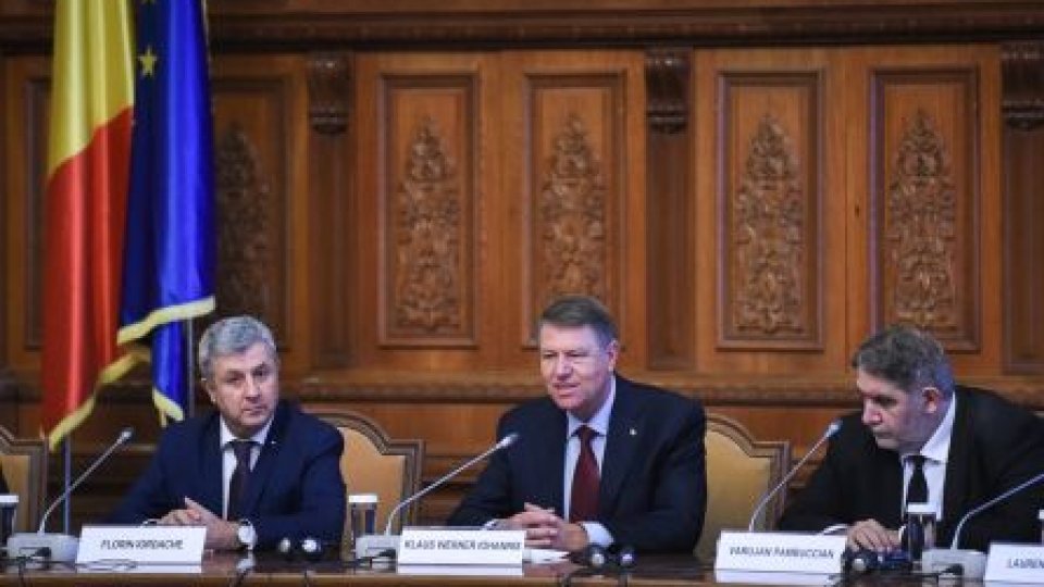 Cartea "Grupul parlamentar al minorităţilor naţionale 1990-2016", lansată la Bucureşti