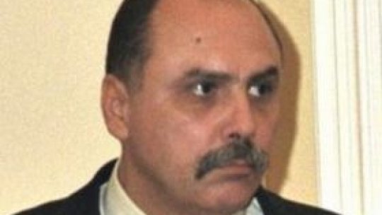 Legea care elimină peste 100 de taxe încalcă mai multe articole din Constituţie