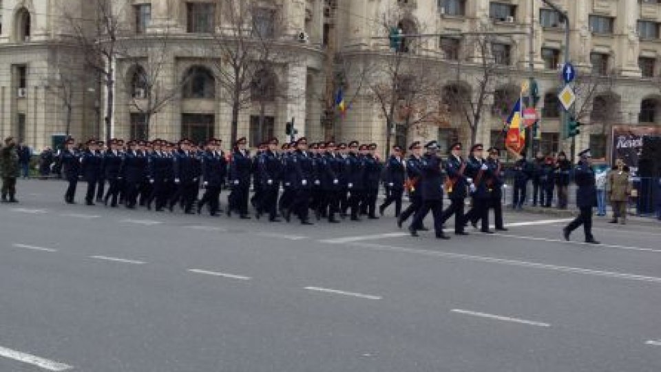 Repetiţie pentru parada militară de 1 Decembrie