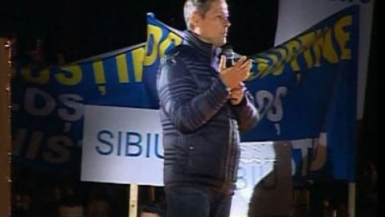 Cioloş la mitingul PNL: Schimbarea, astăzi,  începe cu noi înşine