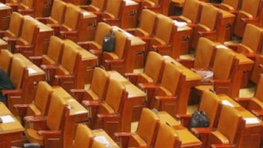 De luni se deschid centrele de primire pentru parlamentarii aleşi în legislatura 2016-2020