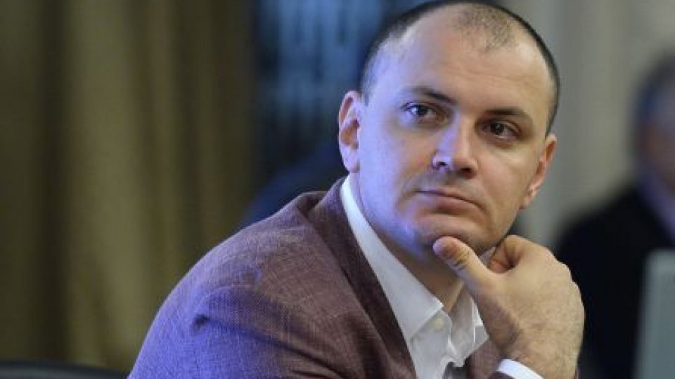 Înalta Curte se pronunţă pe interdicţia lui Sebastian Ghiţă de a părăsi ţara
