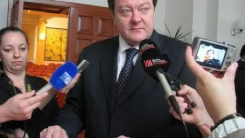 Sorin Frunzăverde a fost demis din funcţie