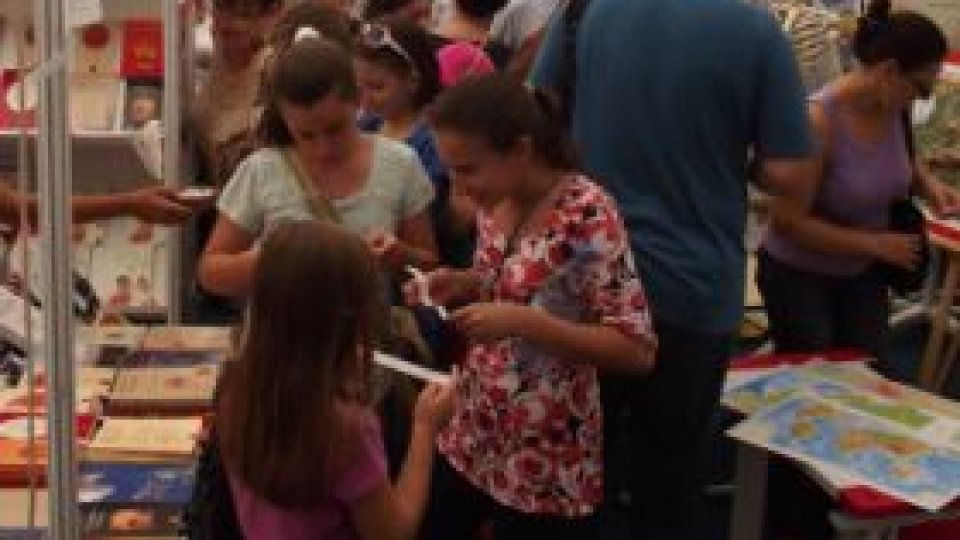 Lansări de carte în a treia zi a Târgului de carte Gaudeamus de la Cluj-Napoca