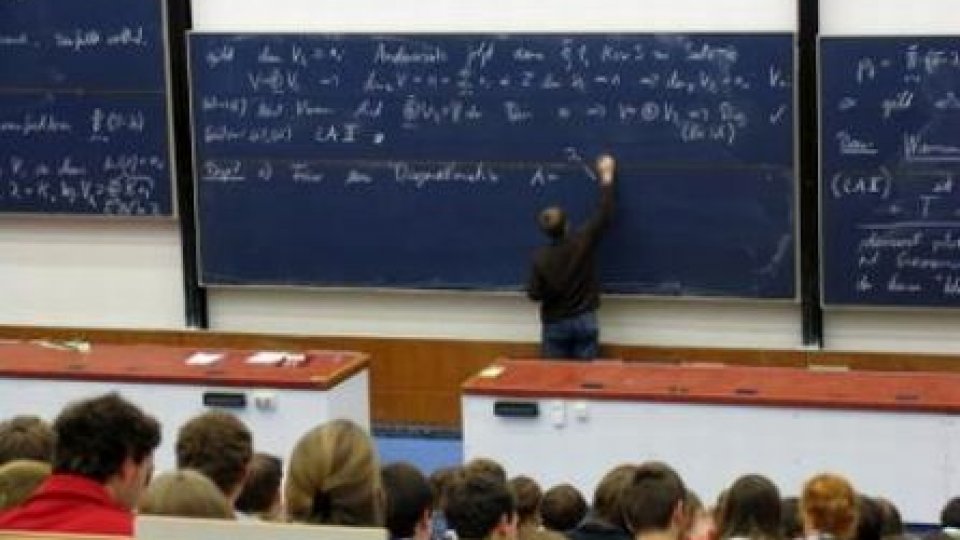 Noi negocieri Guvern-sindicatele din învăţământ