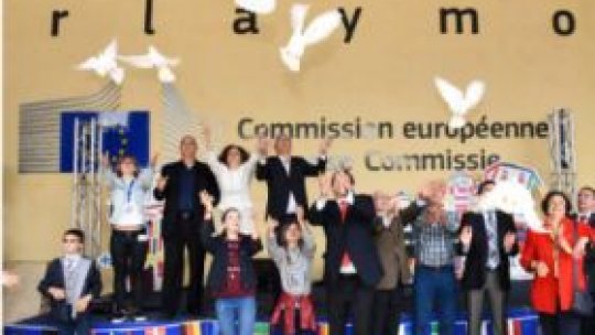 Mii de vizitatori, la instituțiile europene de Ziua Porților Deschise
