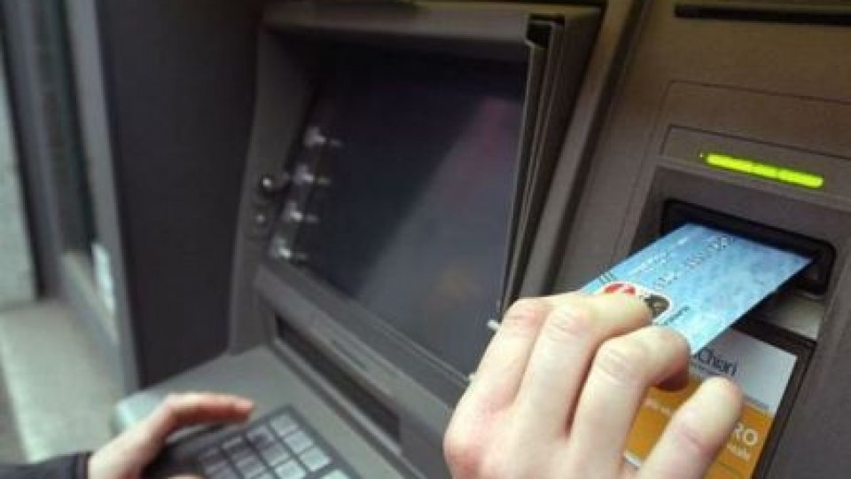 Noul salariul minim brut este de 1250 de lei