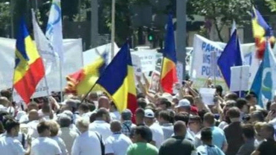 Marş de protest al sindicaliştilor din Educaţie, în Capitală