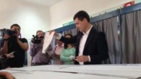 AUDIO Nicuşor Dan anunţă că Uniunea Salvaţi Bucureştiul devine Uniunea Salvaţi România