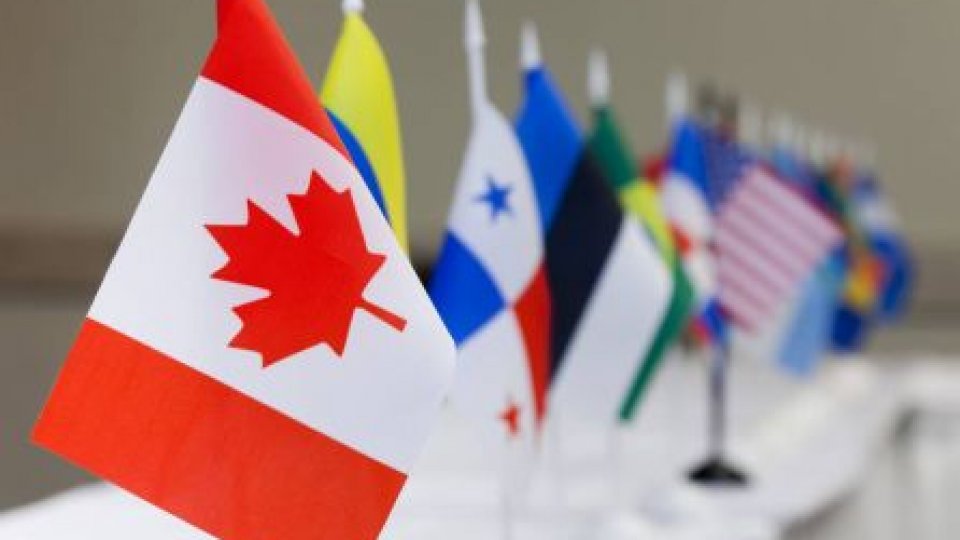 Canada amână răspunsul în legătură cu ridicarea vizelor pentru români şi bulgari