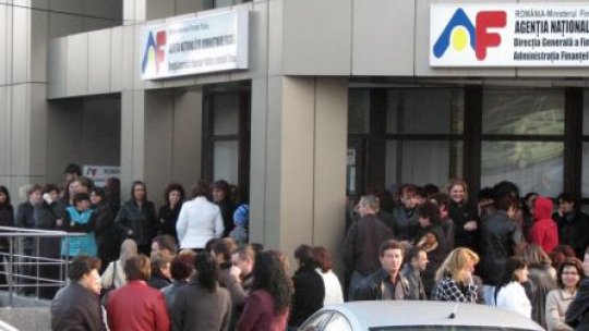 Grevă generală a funcţionarilor publici