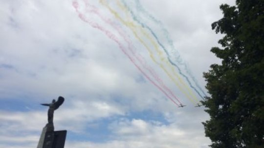 FOTO Ceremonii dedicate Zilei Aviaţiei Române şi a Forţelor Aeriene