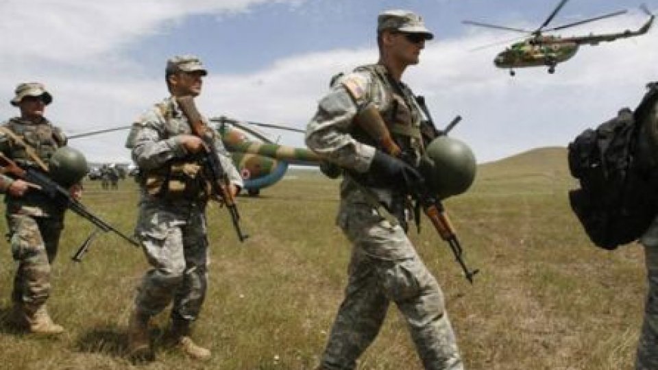 Preşedintele şi şeful Statului Major General, la exerciţiul militar multinaţional "Saber Guardian"